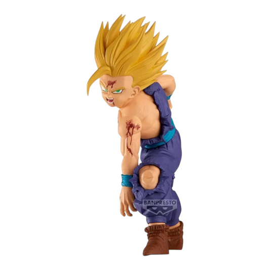 Figurine Son Gohan Super Saiyan Match Makers – Dragon Ball Z, en posture de combat blessé avec sa tenue violette déchirée.