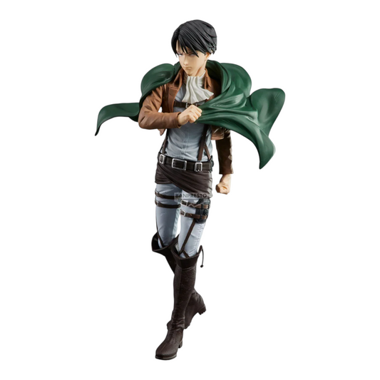Figurine Levi Ackerman Grandista – Attack on Titan, en uniforme militaire avec cape verte déployée.
