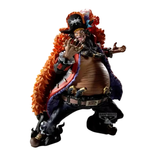 Figurine Marshall D. Teach Grandista – One Piece, posture de combat menaçante avec manteau orange et chapeau à tête de mort.