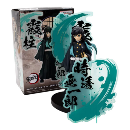 Figurine Muichiro Tokito Kizuna no Sou EX – Demon Slayer, avec éléments décoratifs turquoise et calligraphies japonaises.