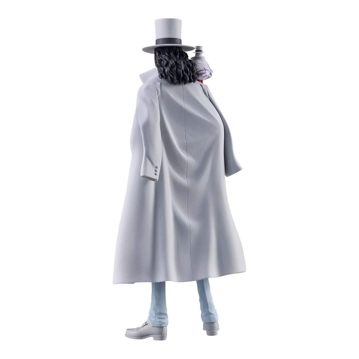 Figurine Rob Lucci Egghead The Grandline Series – One Piece, vue de dos avec sa longue cape blanche et Hattori.