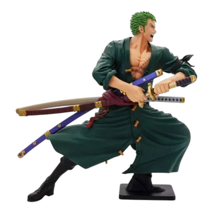Figurine Roronoa Zoro Wano Grandista – One Piece, en posture de combat avec ses trois sabres et son kimono vert.