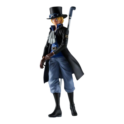 Figurine Sabo The Shukko – One Piece, debout avec son tuyau métallique et son chapeau haut-de-forme noir.