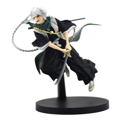 Figurine Toshiro Hitsugaya Vibration Stars – Bleach, en posture de combat dynamique avec son zanpakutō et sa chaîne.